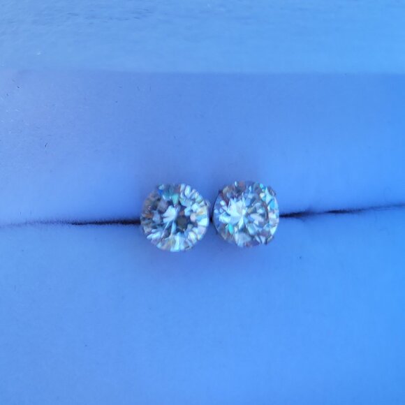 Round Clear CZ Stone Stud Earrings 14k White Gold - Picture 12 of 15